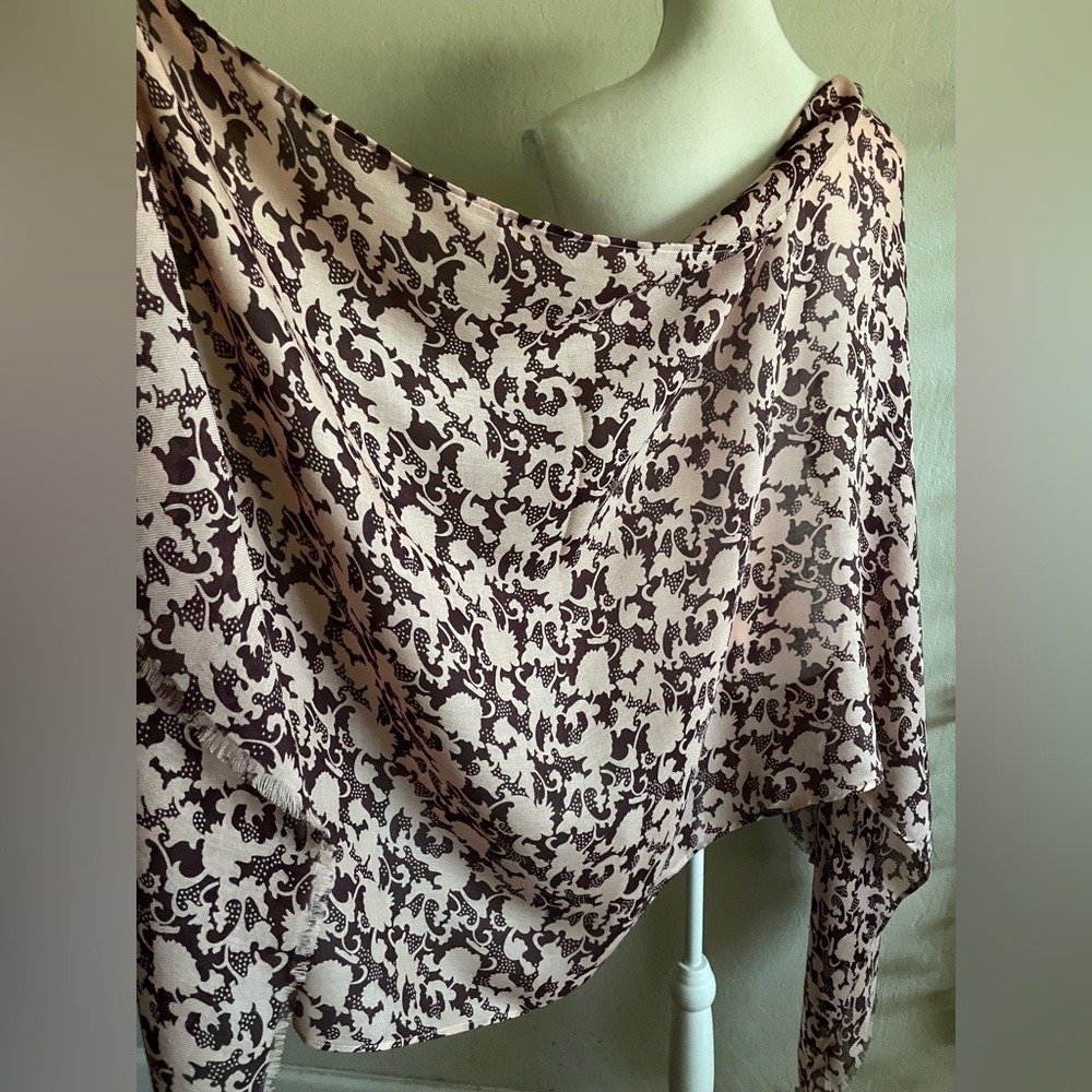 Floral wrap - Picture 7 of 11
